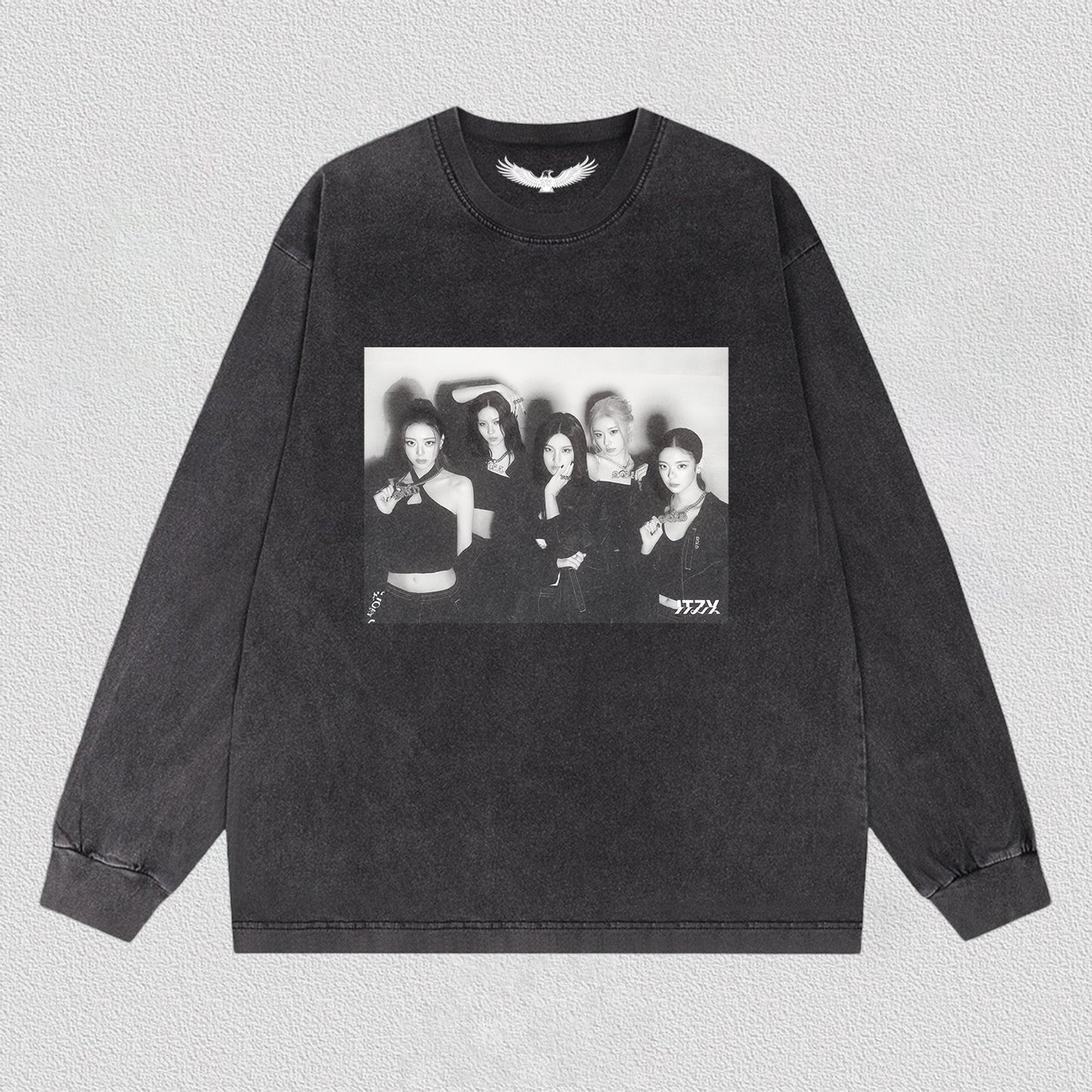 ITZY TEE 2025