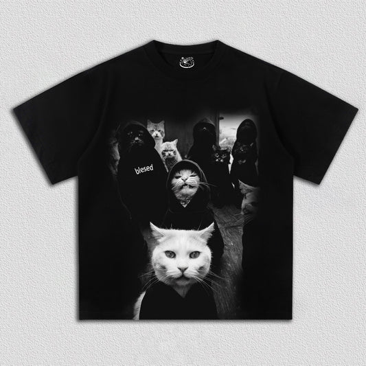 A GROUP OF CATS TEE V4
